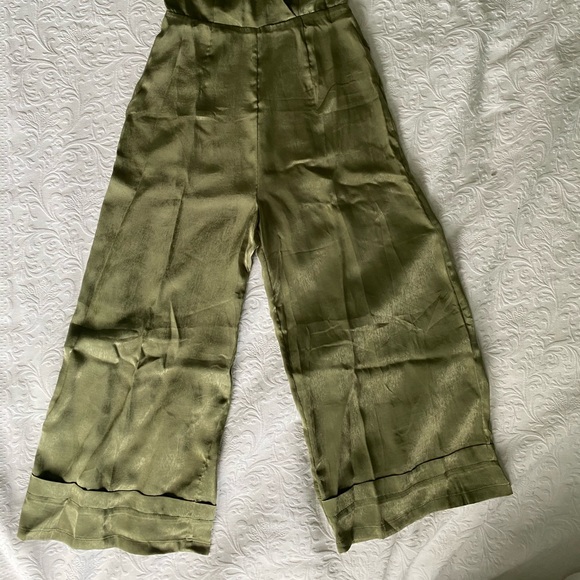 Missguided Olive Green Jumper - Picture 6 of 7